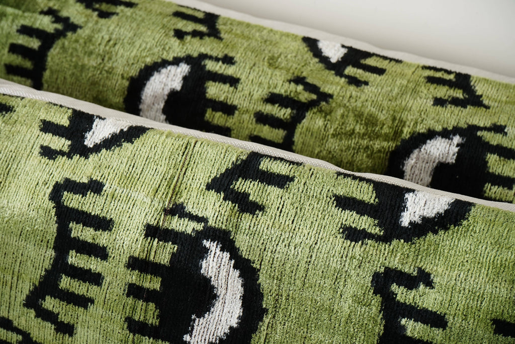 İpek Ikat Kadife Kırlent Kılıfı 3'li Set 40 x 130 cm