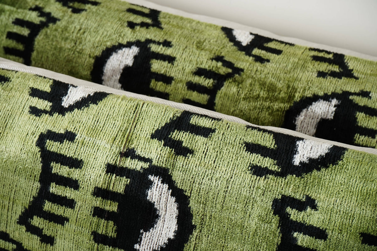 İpek Ikat Kadife Kırlent Kılıfı 3'li Set 40 x 130 cm