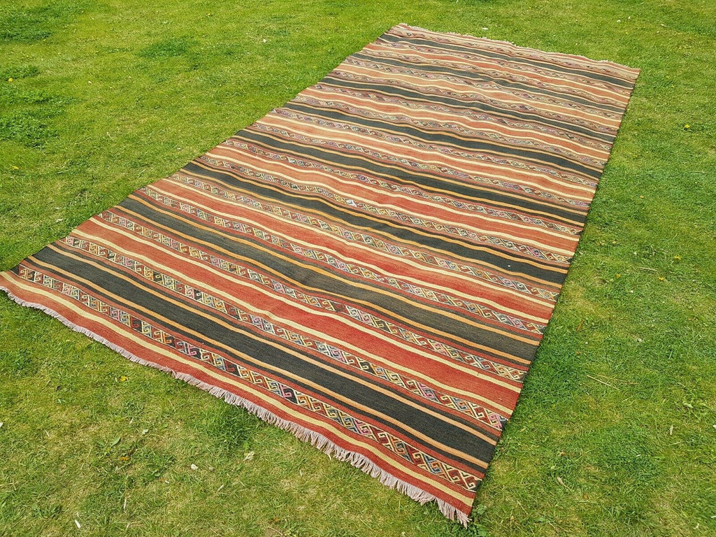 Vintage Kilim 174 x 334 cm