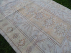 Vintage Uşak Halı 195 x 270 cm