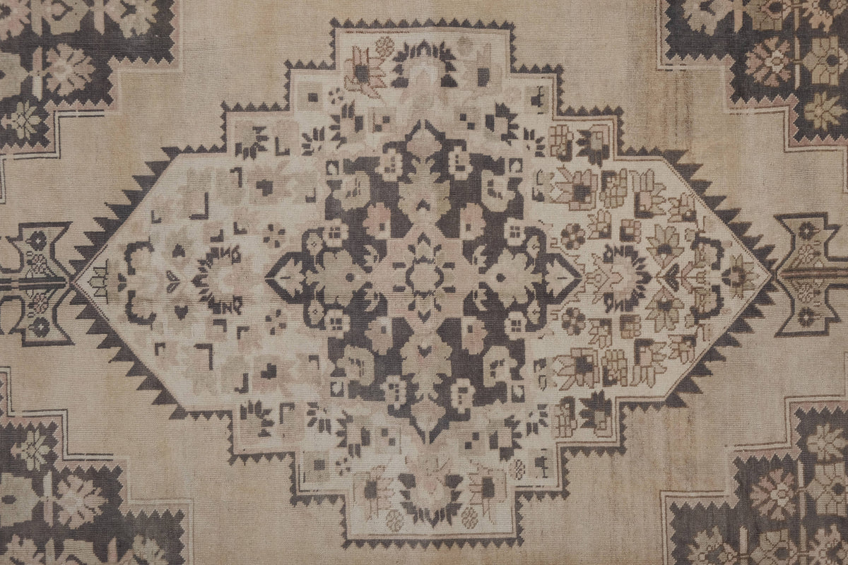 Vintage Konya Halı 232 x 372 cm