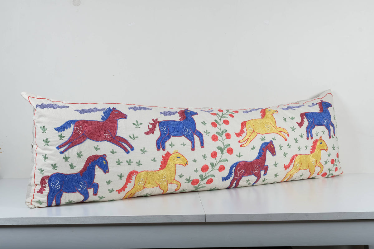 Suzani Kırlent Kılıfı 45 x 145 cm