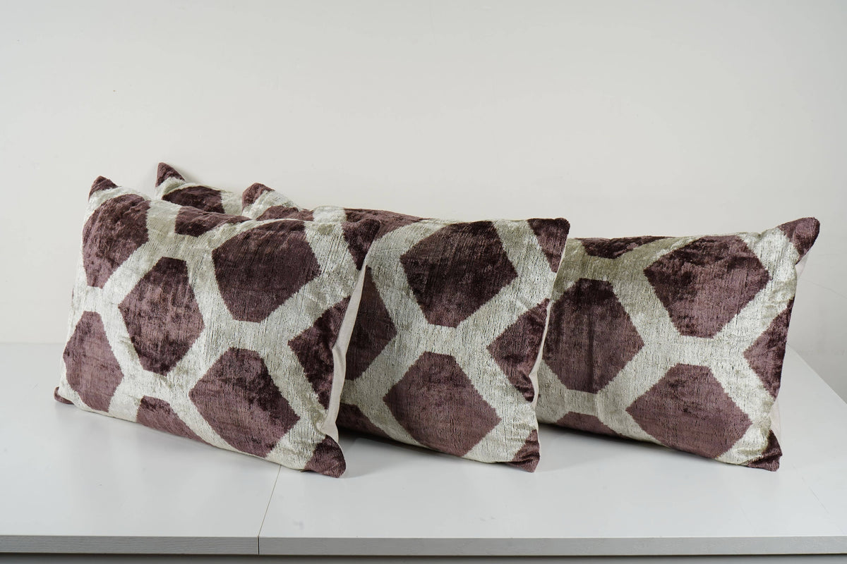 İpek Ikat Kadife Kırlent Kılıfı 3'li Set 40 x 60 cm