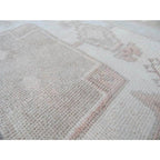 Vintage Uşak Halı 130 x 243 cm