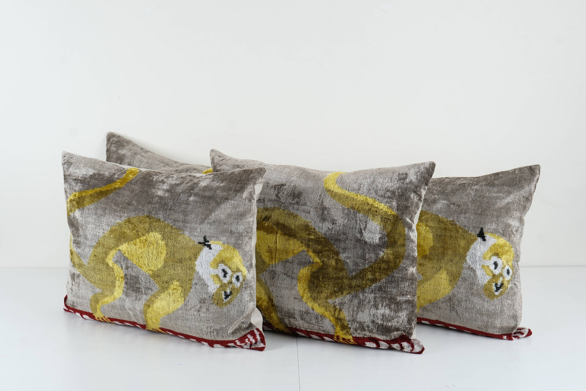 İpek Ikat Kadife Kırlent Kılıfı 2'li Set 42 x 120 cm