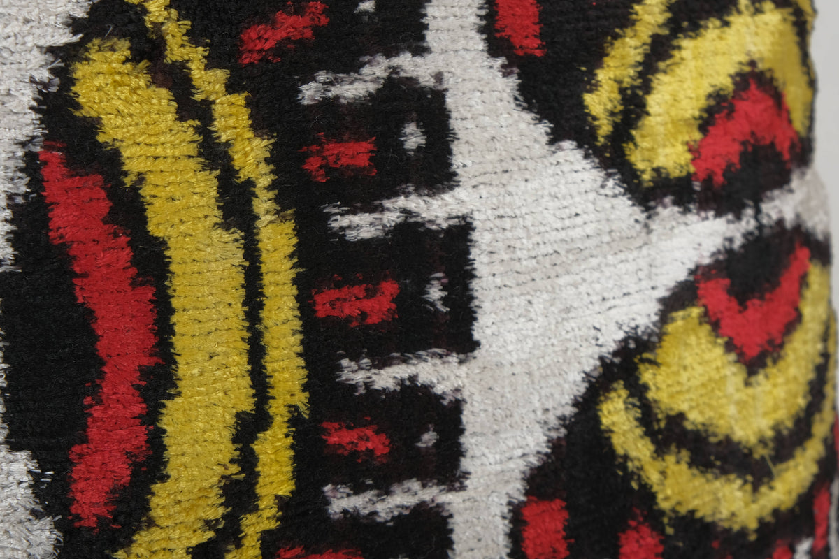 İpek Ikat Kadife Kırlent Kılıfı 54 x 57 cm