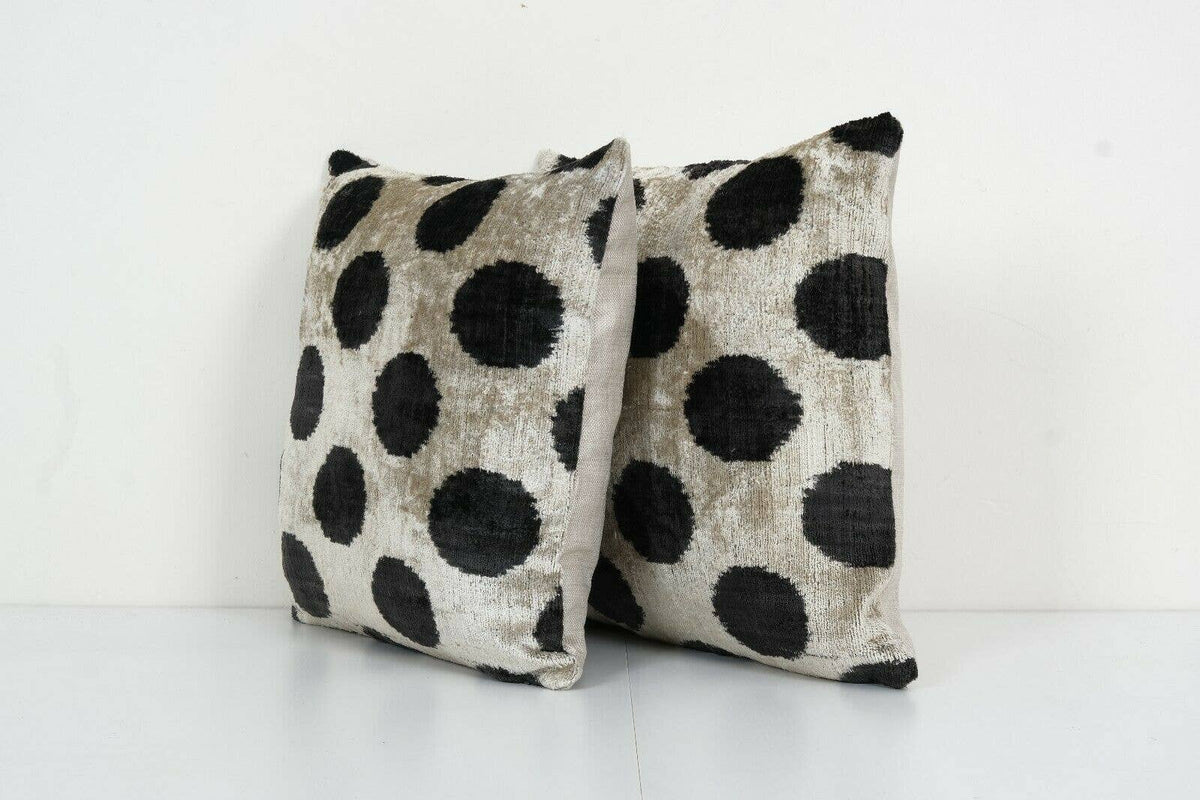 İpek Ikat Kadife Kırlent Kılıfı 2'li Set 40 x 40 cm