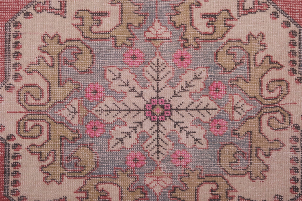 Vintage Uşak Halı 132 x 216 cm