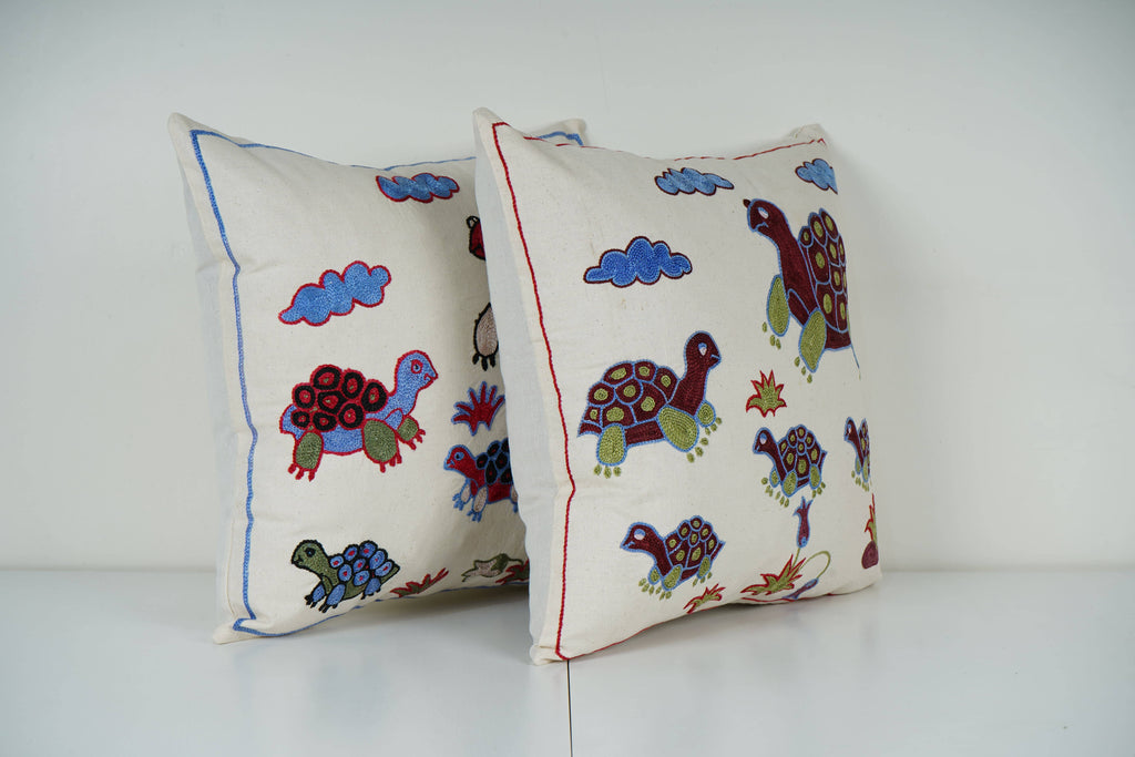 Kaplumbağa Desenli Suzani Kırlent Kılıfı 2'li Set 46 x 46 cm