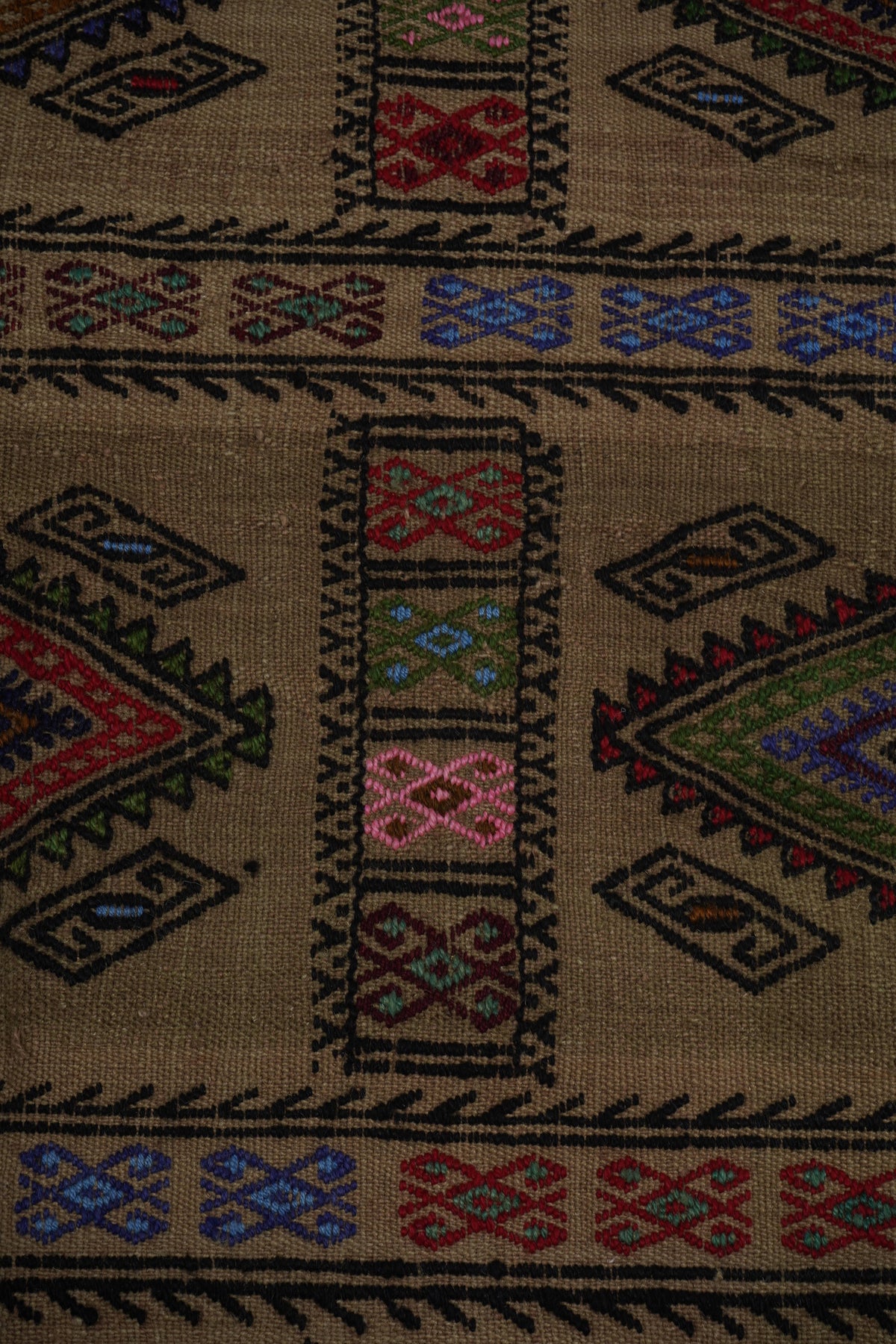 Vintage Kilim 173 x 236 cm