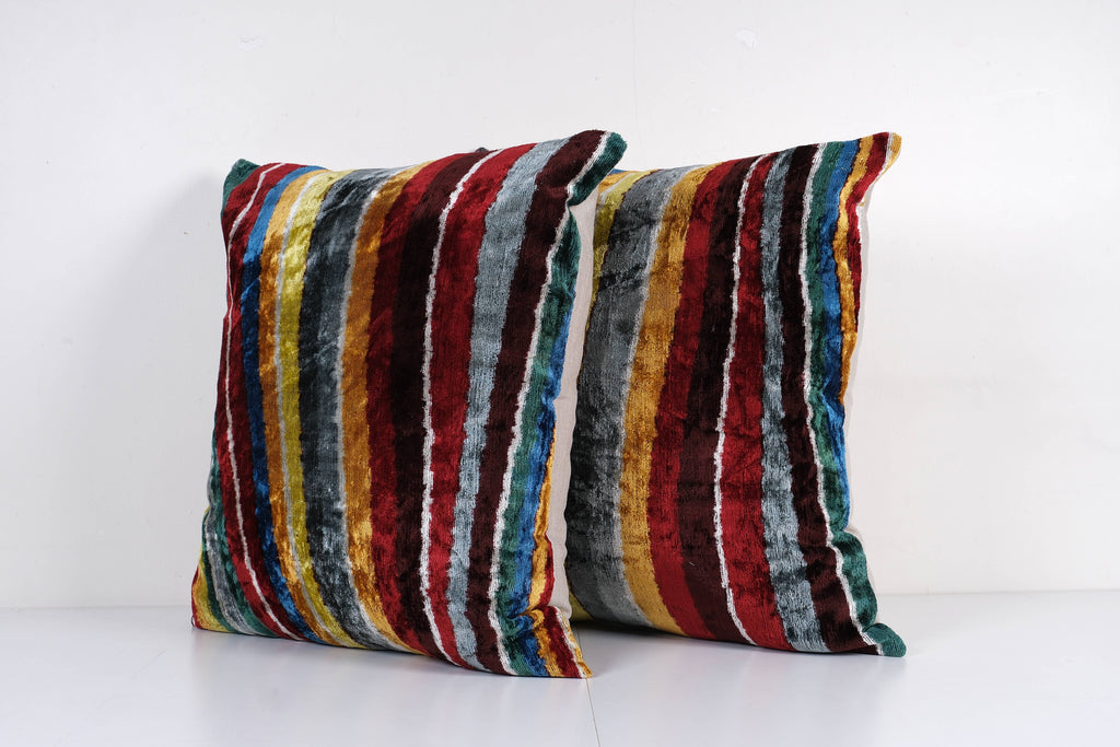 İpek Ikat Kadife Kırlent Kılıfı 2'li Set 56 x 63 cm