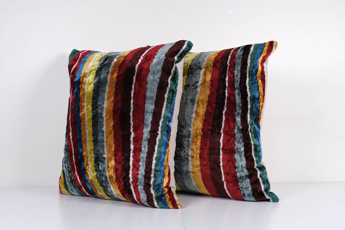 İpek Ikat Kadife Kırlent Kılıfı 2'li Set 56 x 63 cm