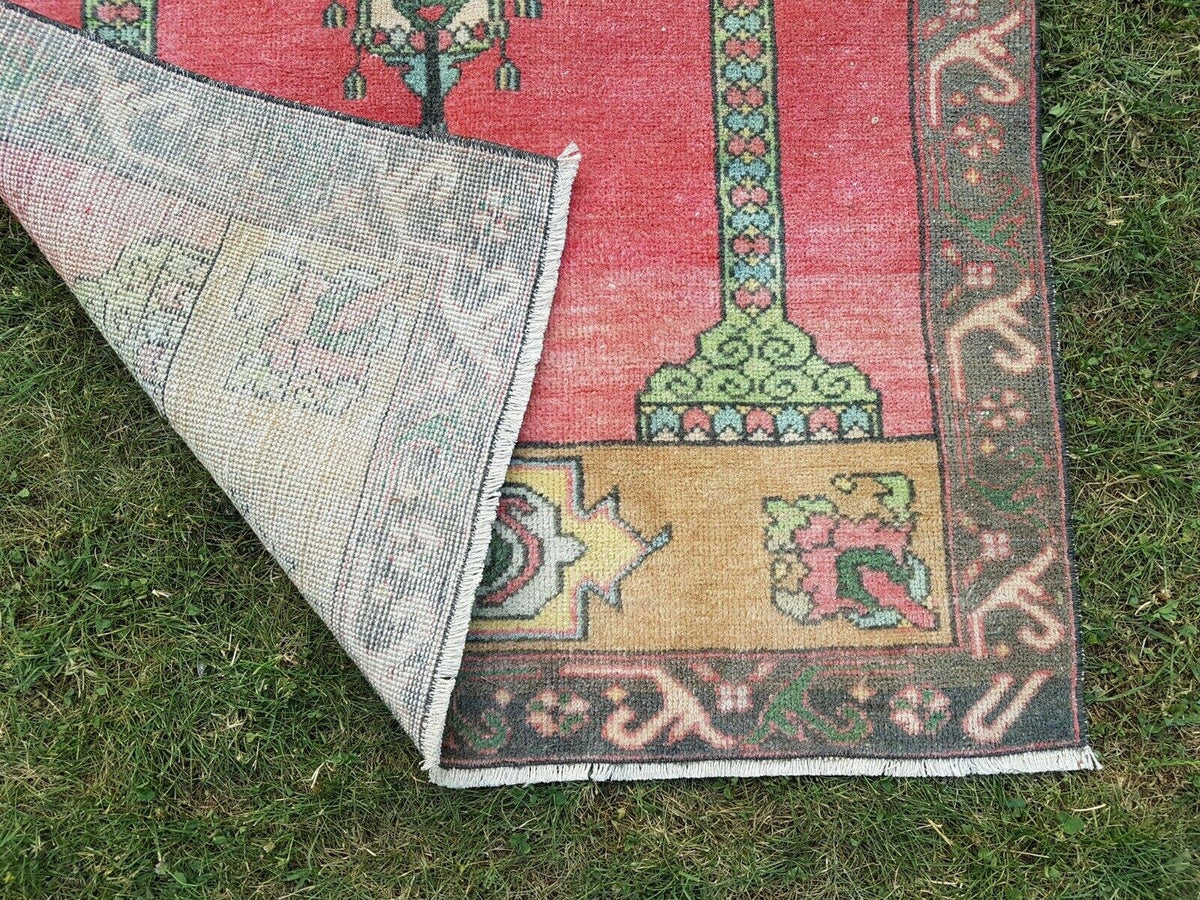 Vintage Uşak Halı 103 x 163 cm