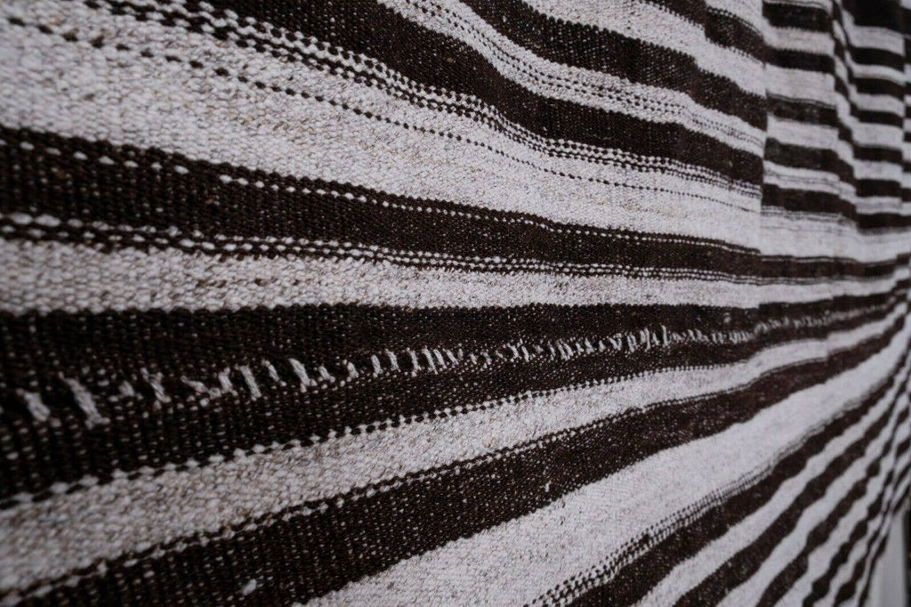 Vintage Kilim 193 x 228 cm