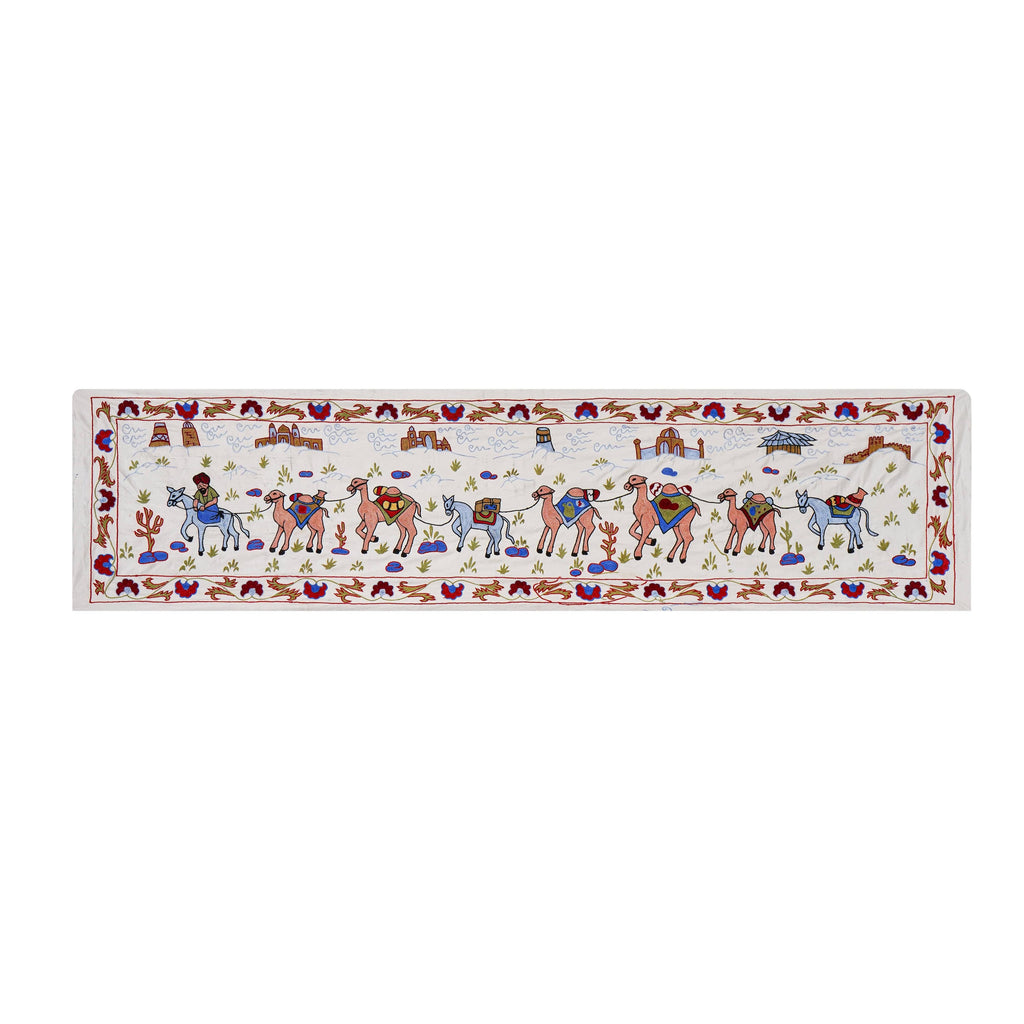 El İşlemesi Suzani Duvar Örtüsü 50 x 186 cm