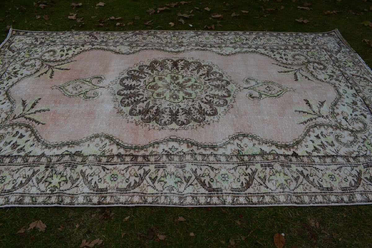 Vintage Uşak Halı 190 x 310 cm