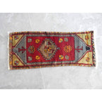 Vintage Uşak Halı 46 x 109 cm