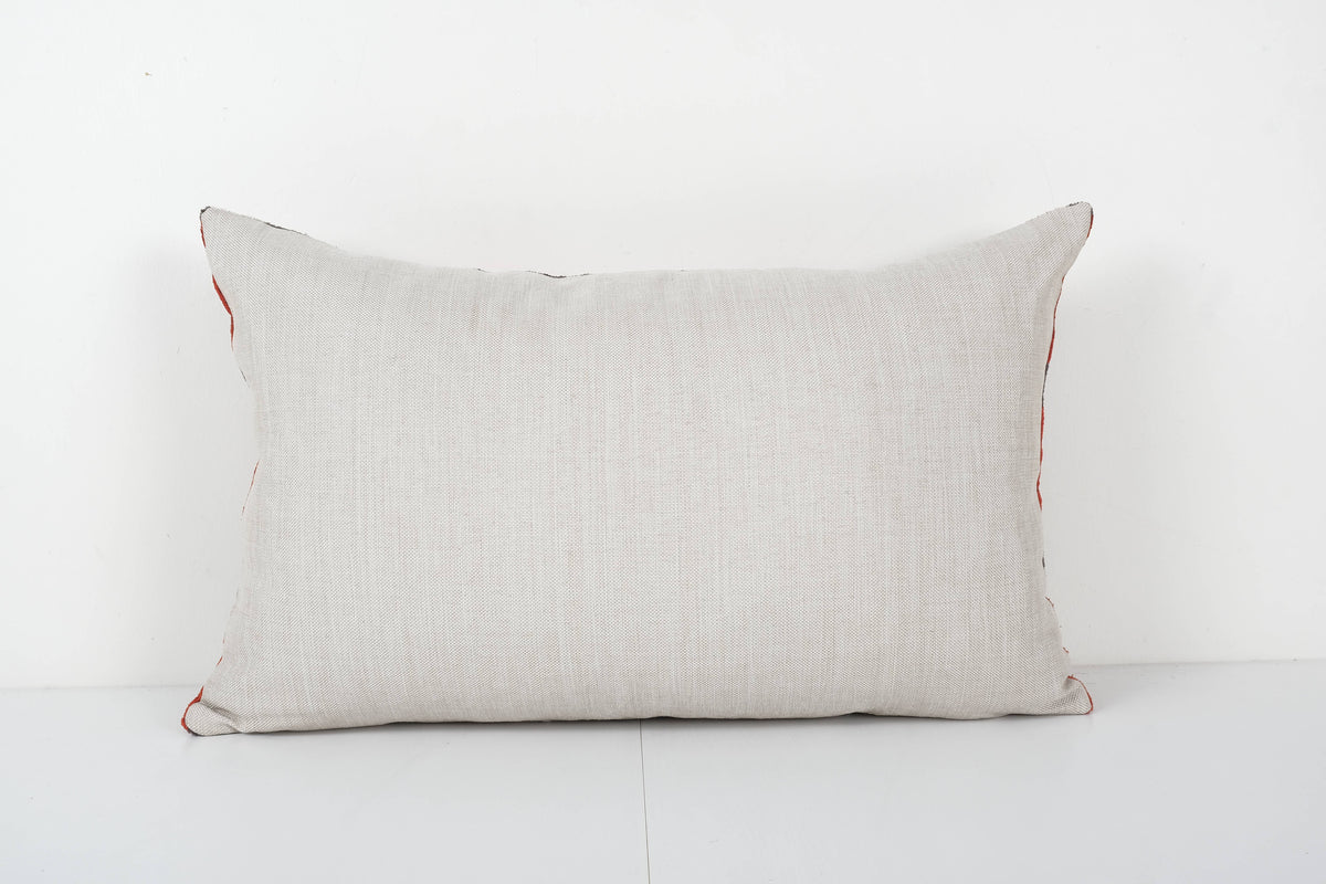 İpek Ikat Kadife Kırlent Kılıfı 40 x 66 cm