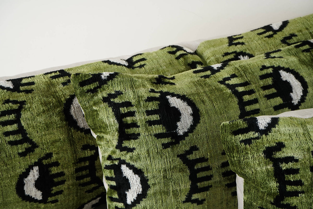 İpek Ikat Kadife Kırlent Kılıfı 3'li Set 40 x 130 cm