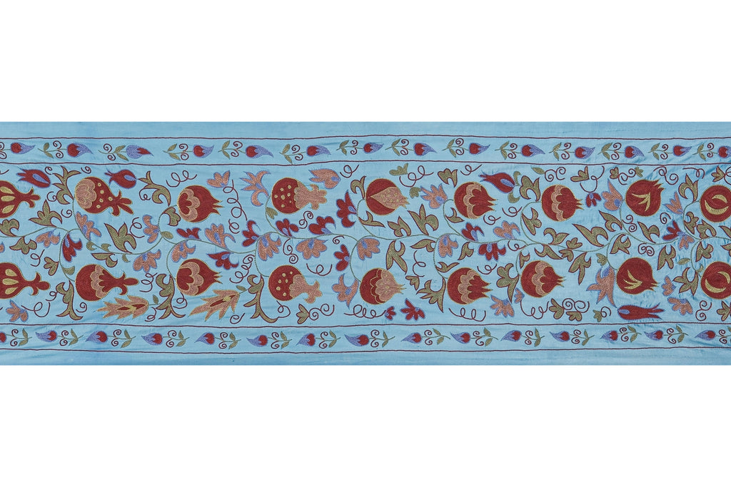 El İşlemesi Suzani Duvar Örtüsü 53 x 190 cm