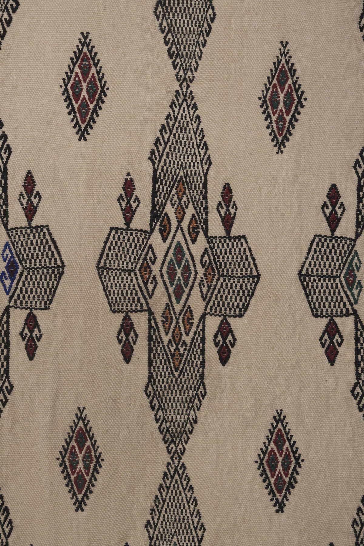Vintage Kilim 180 x 282 cm