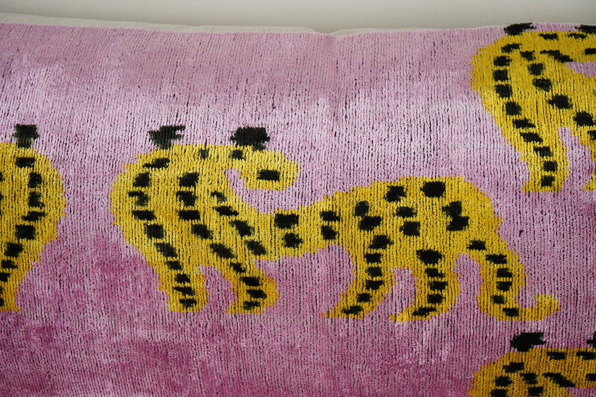 İpek Ikat Kadife Kırlent Kılıfı 40 x 120 cm