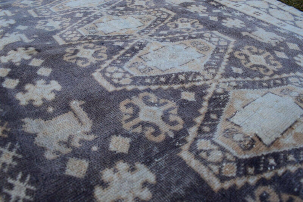 Vintage Uşak Halı 136 x 202 cm