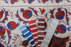 Kuş Desenli Suzani Duvar Örtüsü 109 x 186 cm