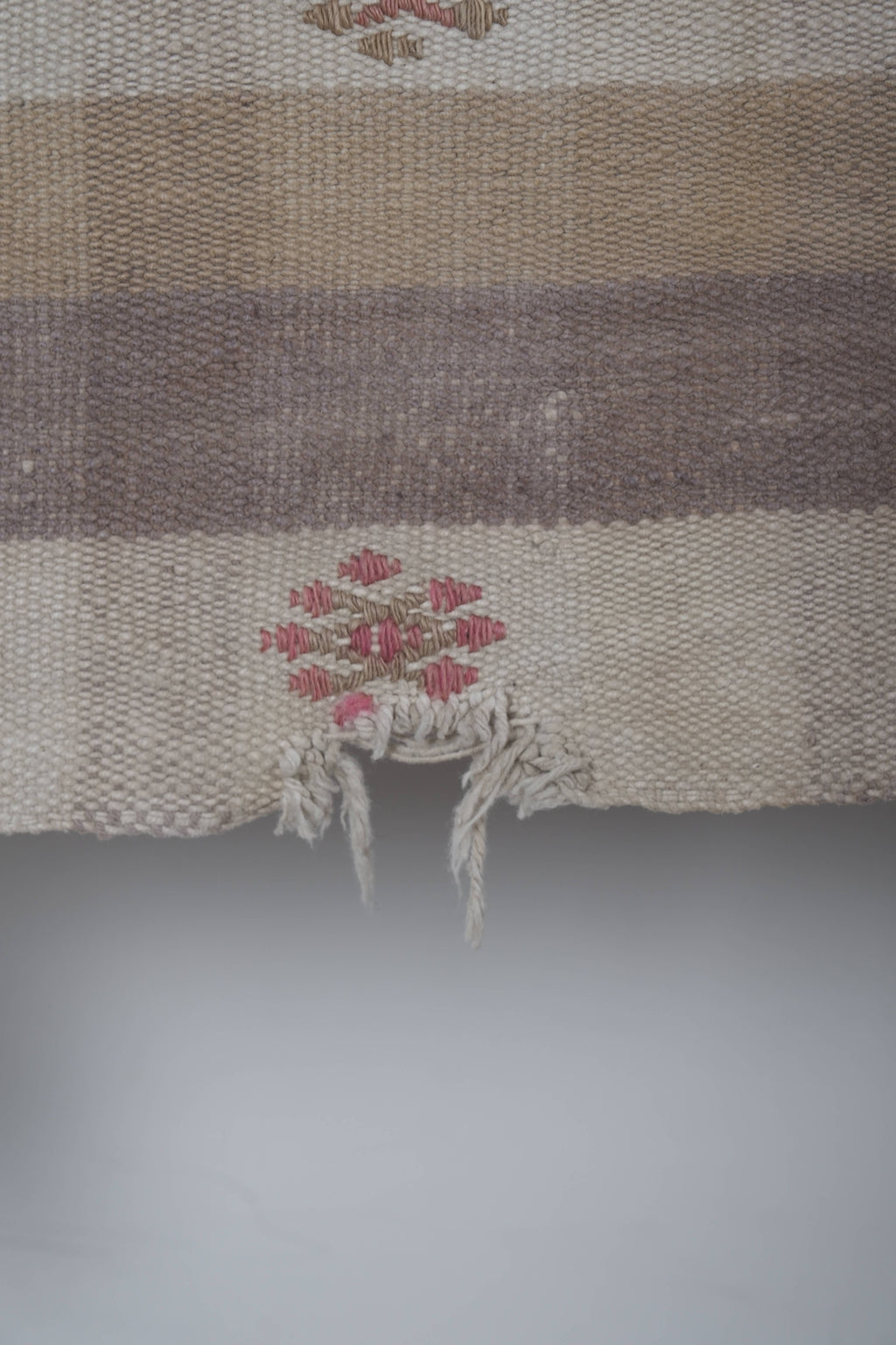 Vintage Kilim 182 x 260 cm