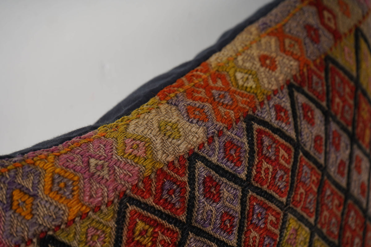 Kilim Kırlent Kılıfı 40 x 40 cm