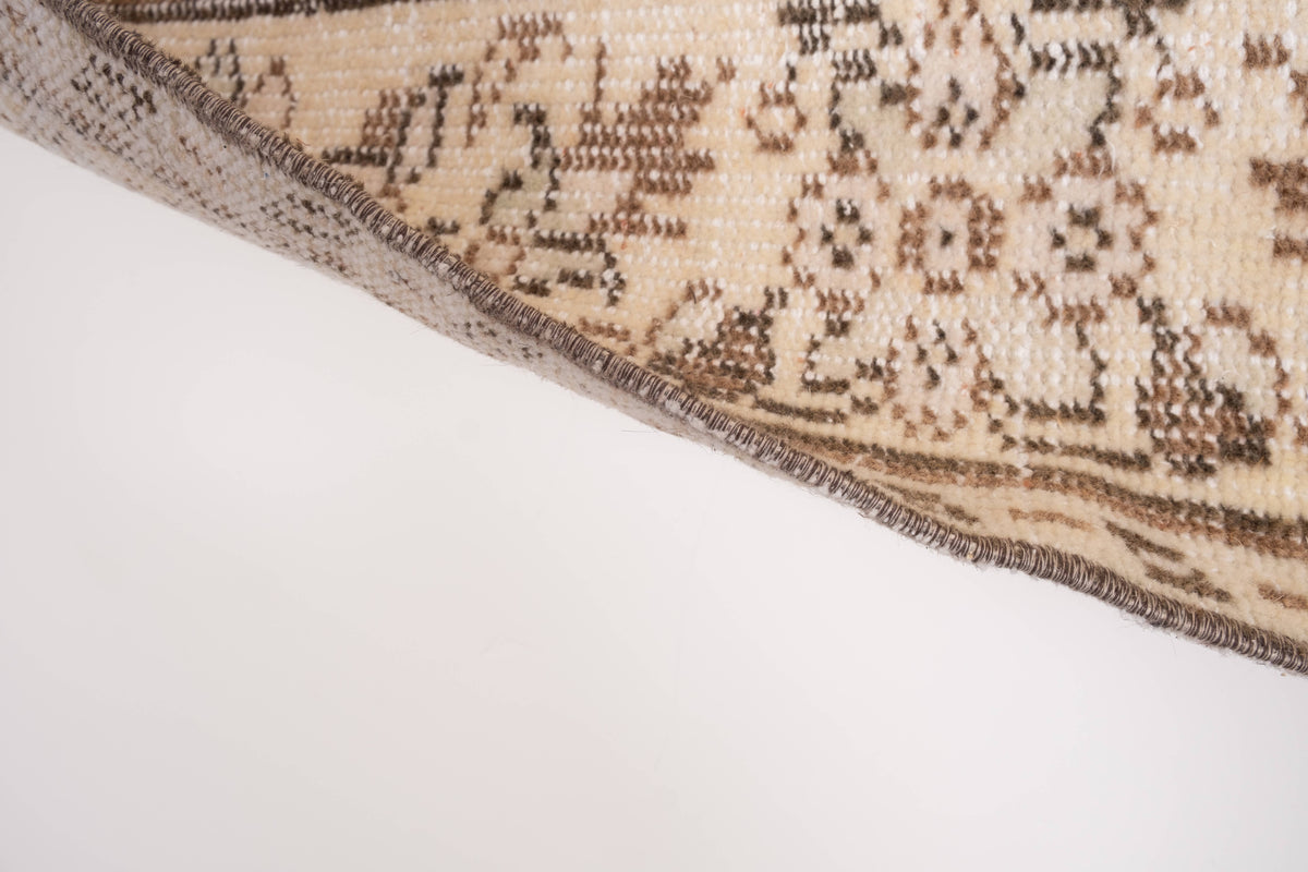 Vintage Uşak Halı 182 x 296 cm