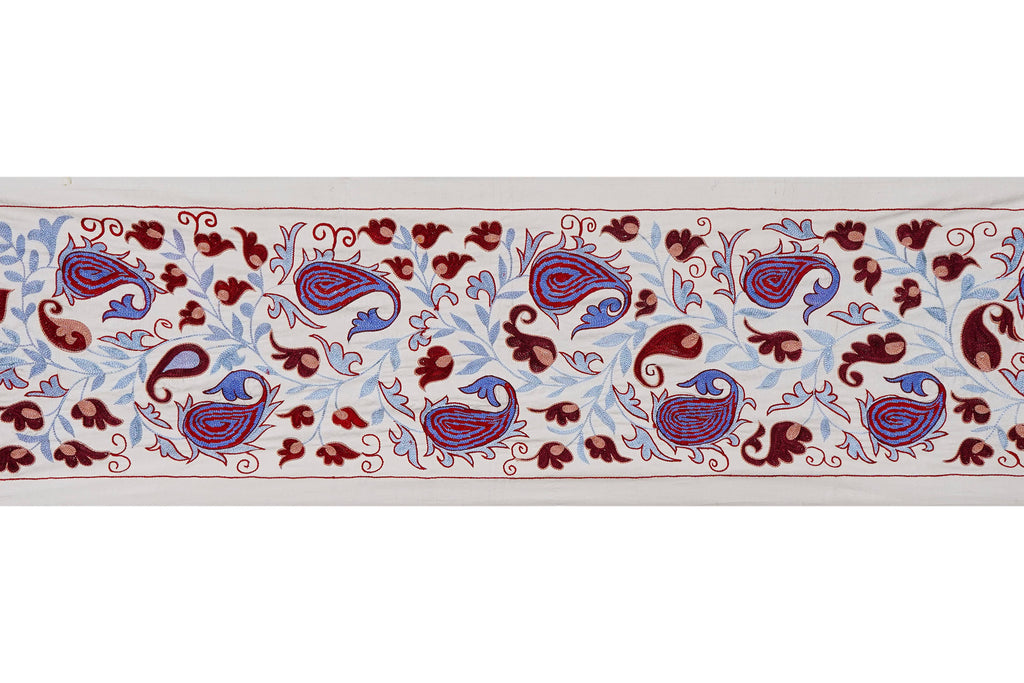 El İşlemesi Suzani Duvar Örtüsü 51 x 185 cm