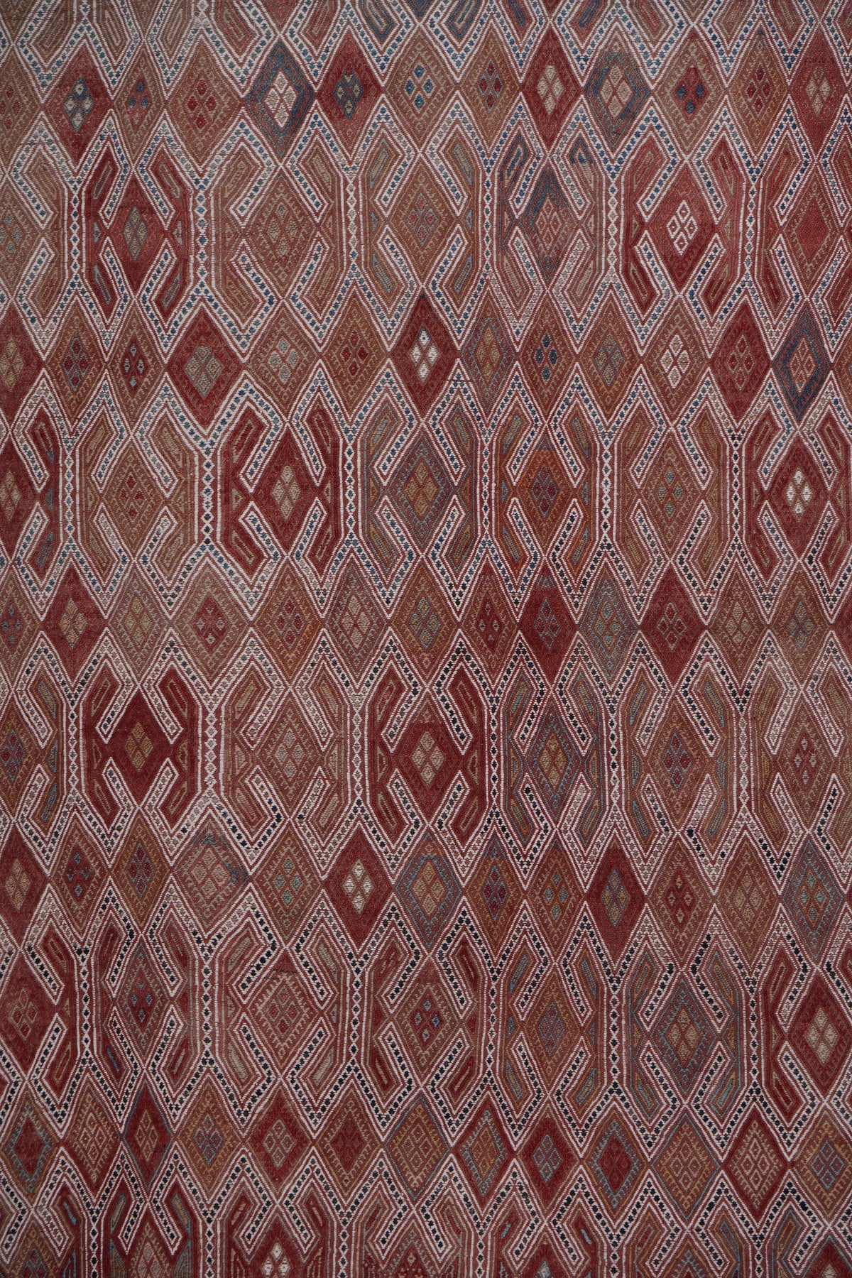 Vintage Kilim 176 x 244 cm