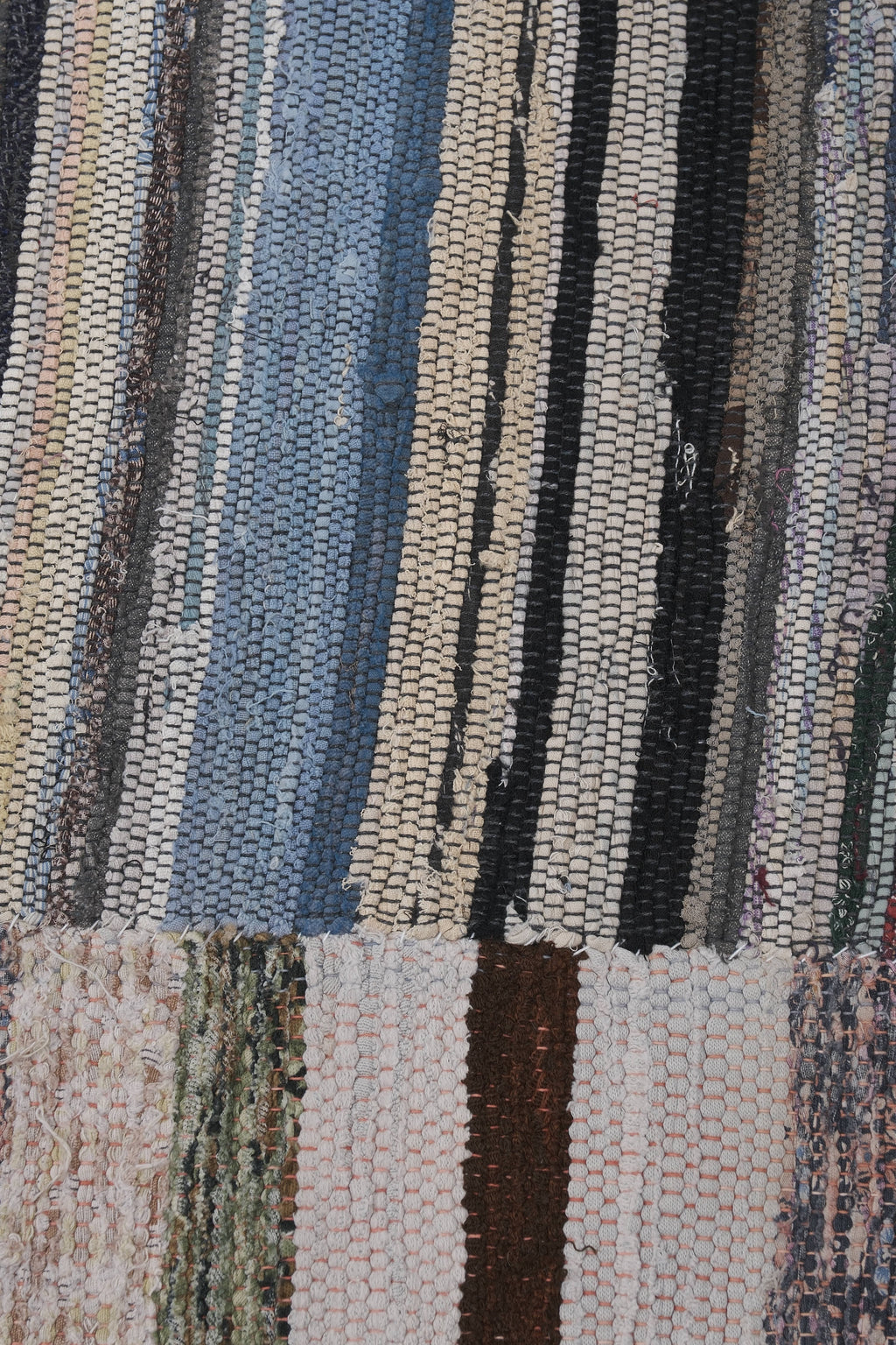 Vintage Kilim 244 x 324 cm