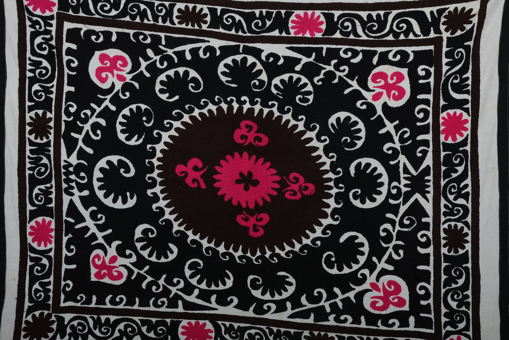 Suzani Duvar Örtüsü 125 x 158 cm