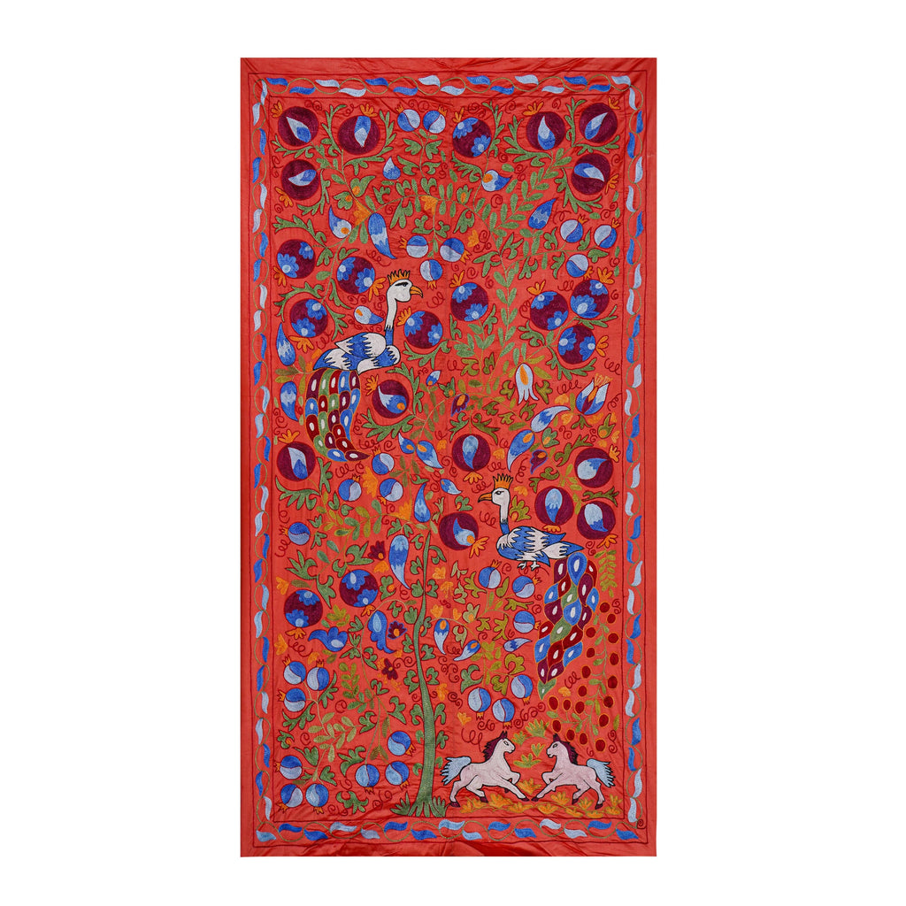 Tavus Kuşu Desenli Suzani Duvar Örtüsü 103 x 185 cm