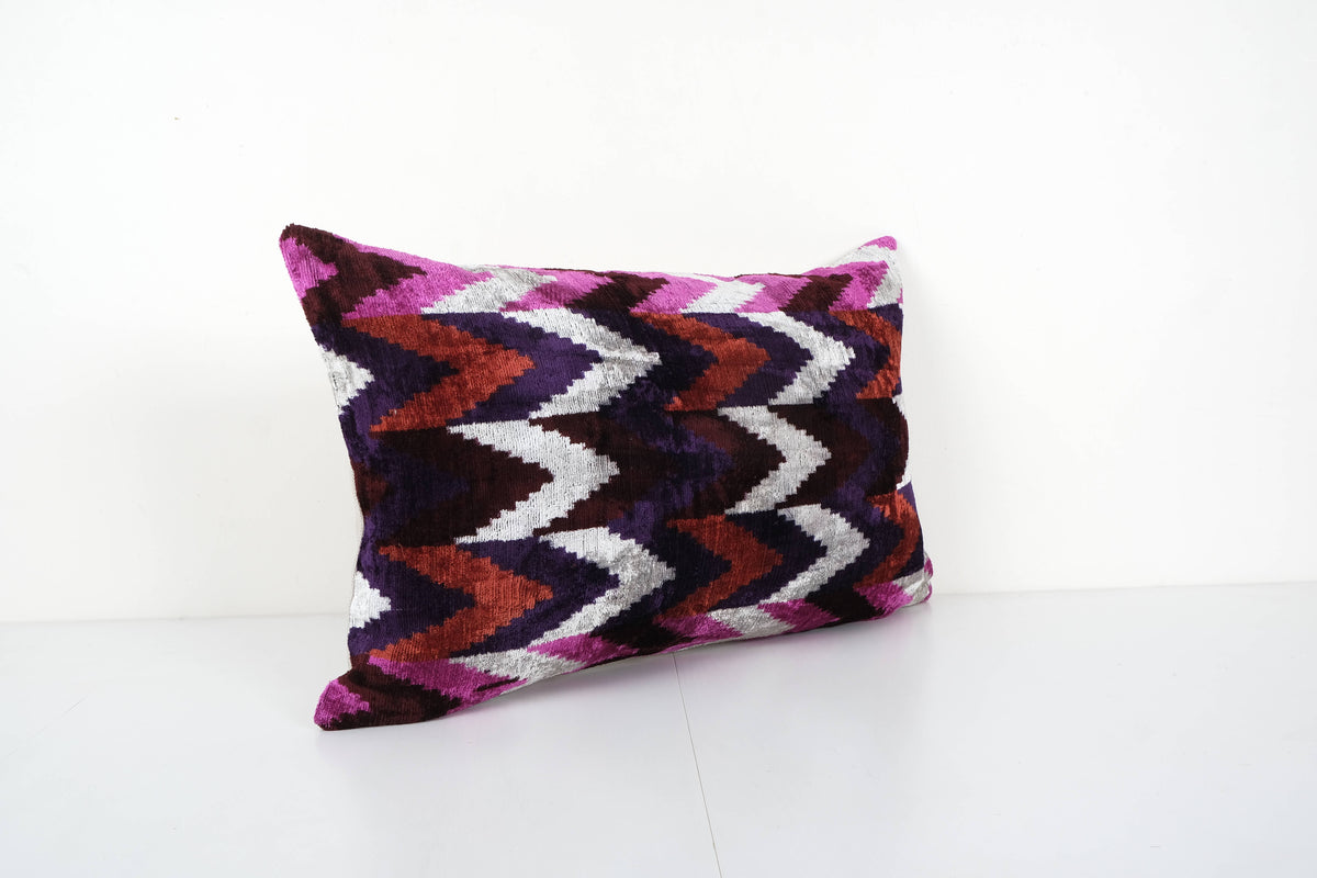 İpek Ikat Kadife Kırlent Kılıfı 40 x 60 cm