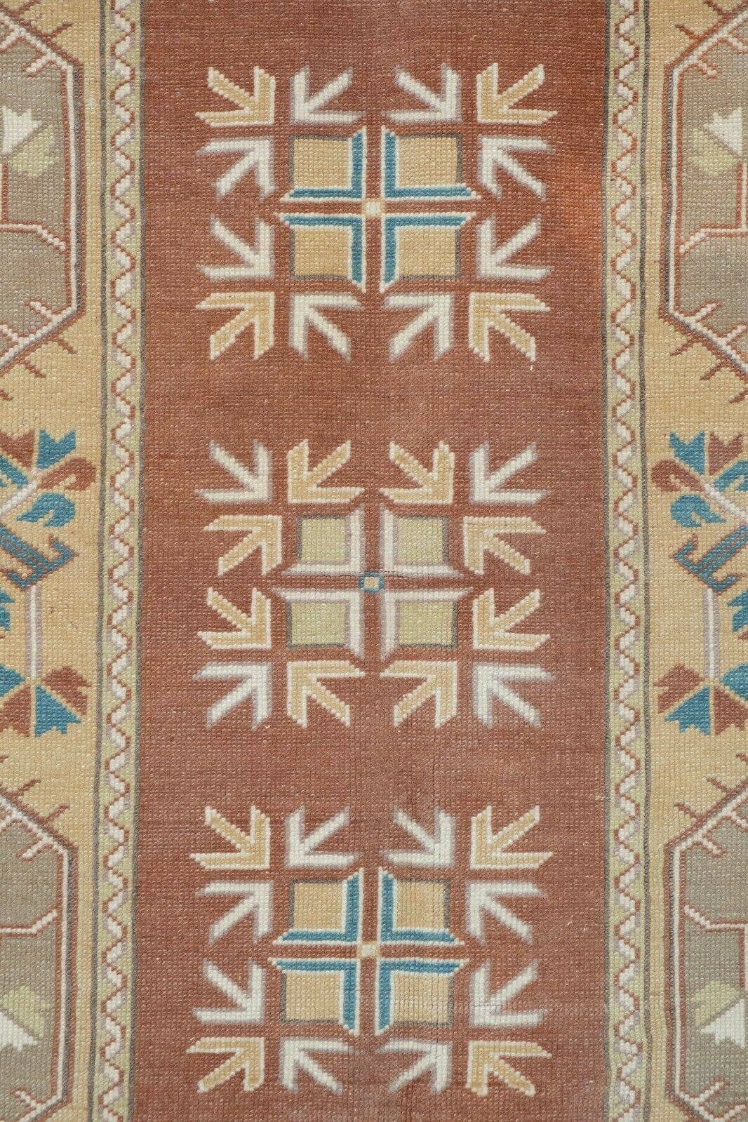 Vintage Uşak Halı 155 x 237 cm