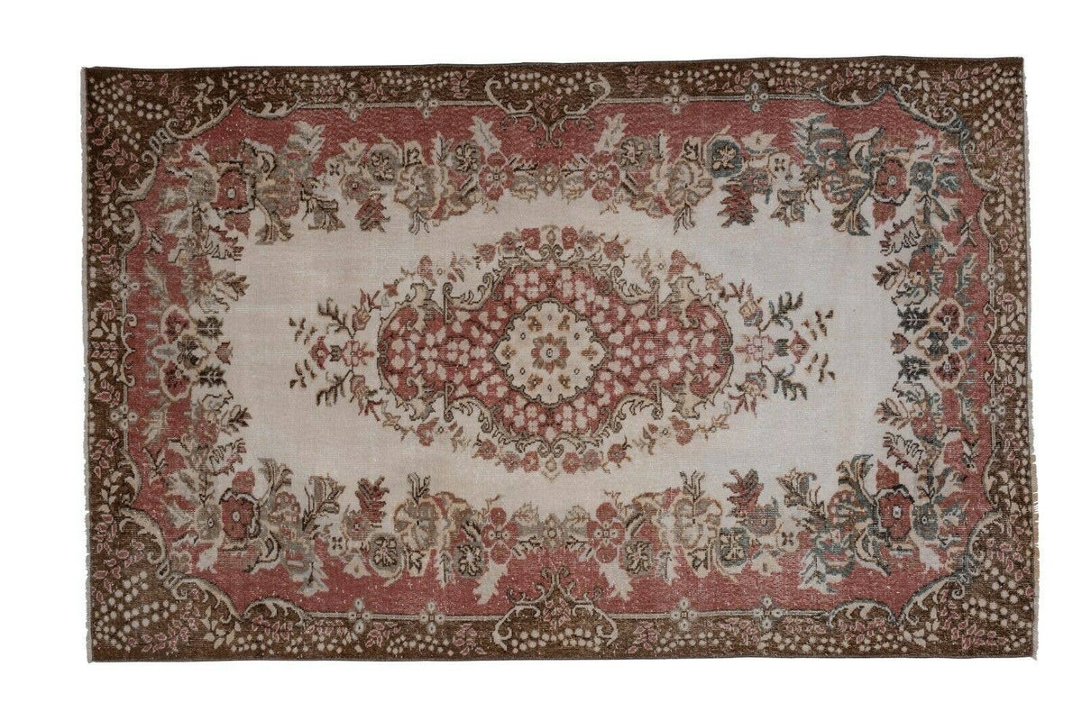 Vintage Uşak Halı 177 x 276 cm