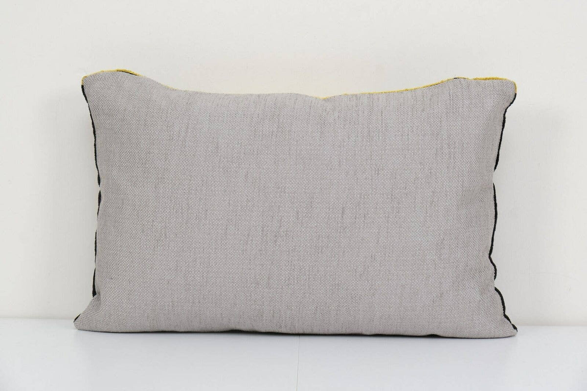 İpek Ikat Kadife Kırlent Kılıfı 40 x 60 cm