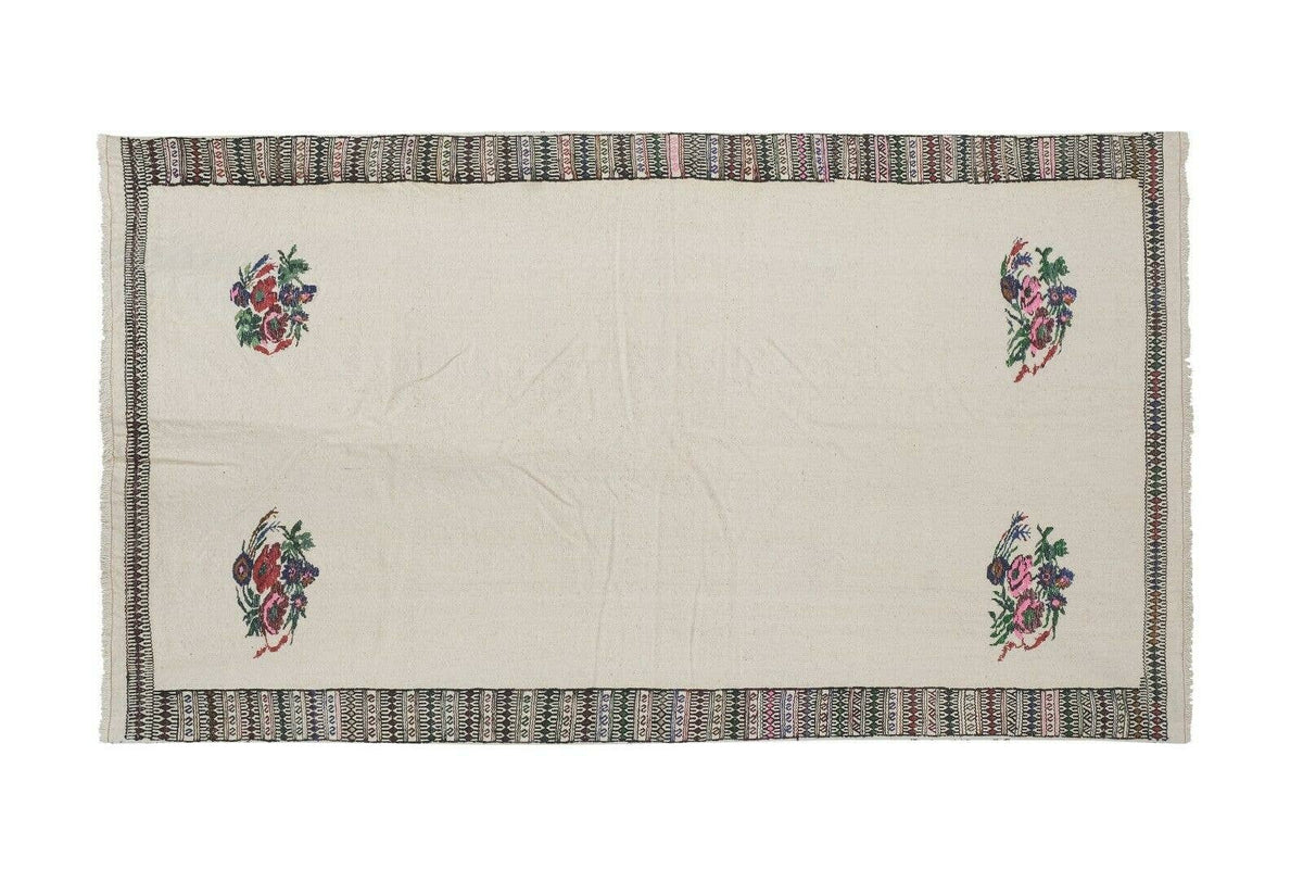 Vintage Kilim 140 x 237 cm