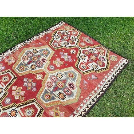 Vintage Kilim 140 x 191 cm
