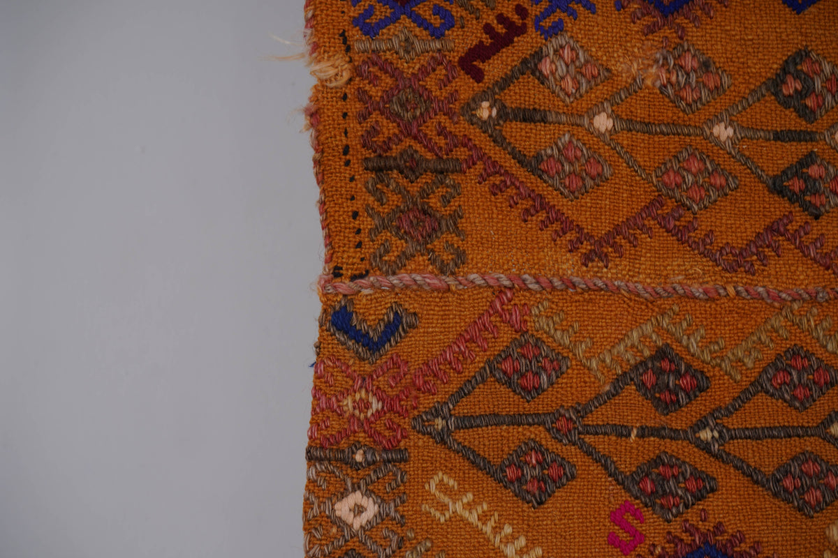 Vintage Karapınar Kilim 169 x 252 cm
