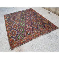 Vintage Kilim 186 x 227 cm