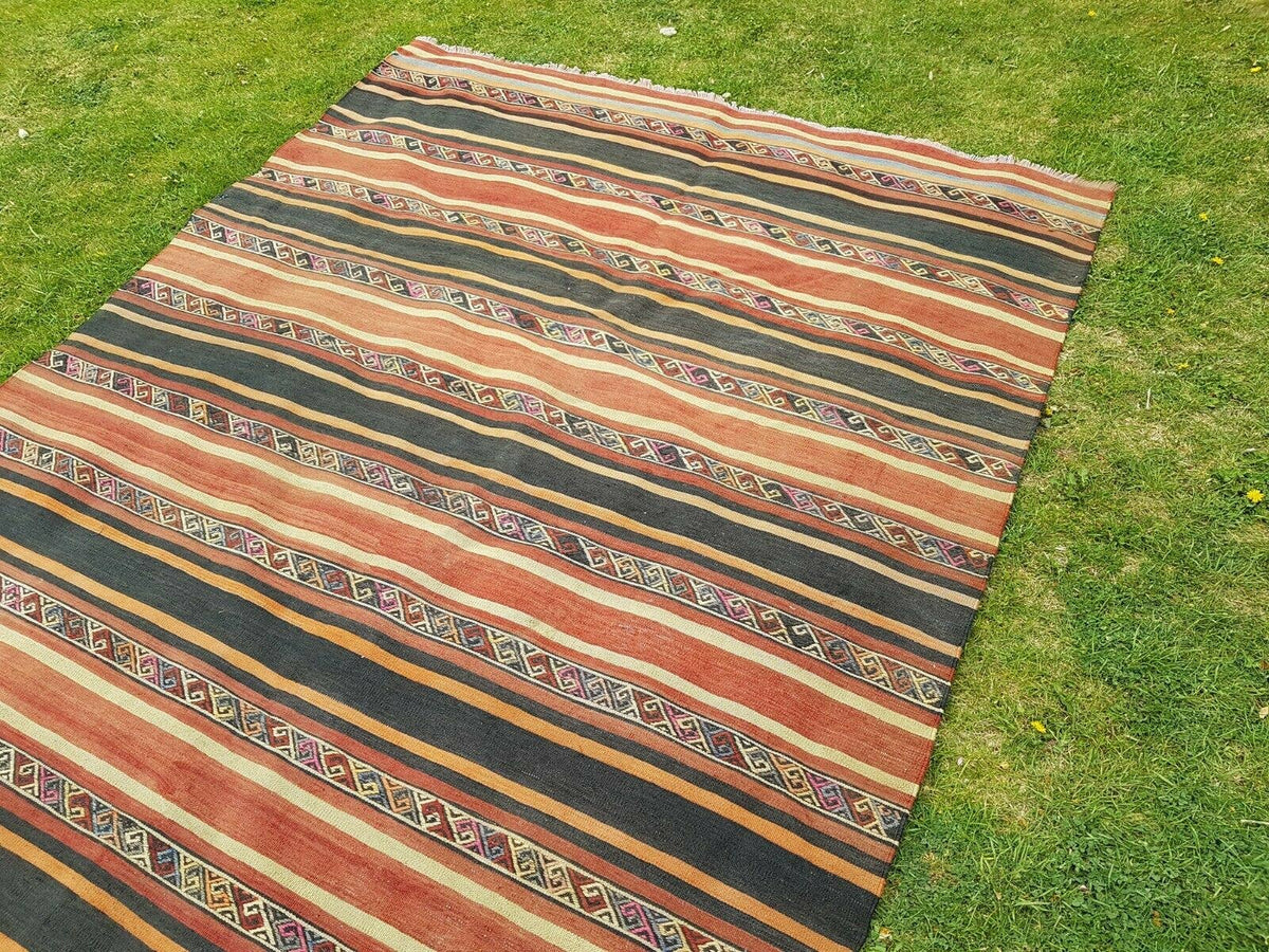 Vintage Kilim 174 x 334 cm