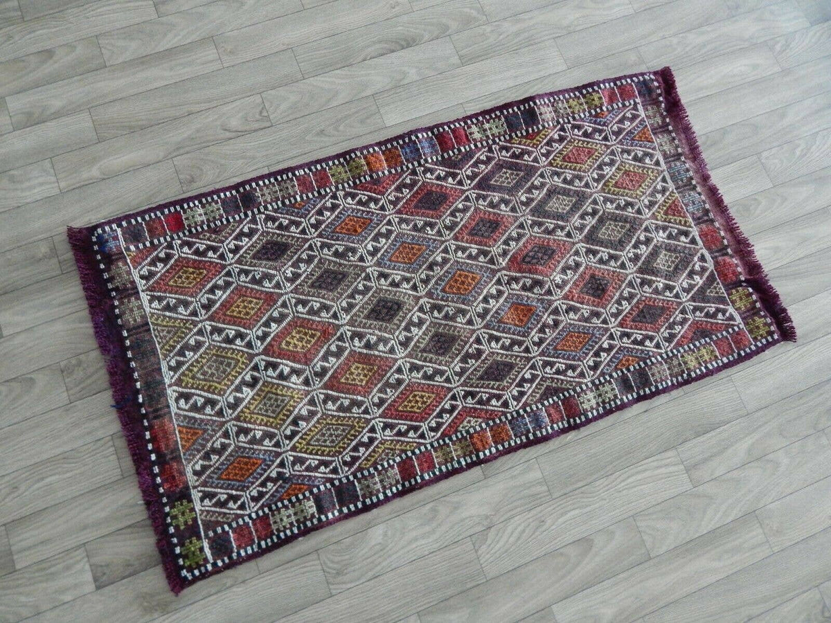 Vintage Kilim 52 x 97 cm