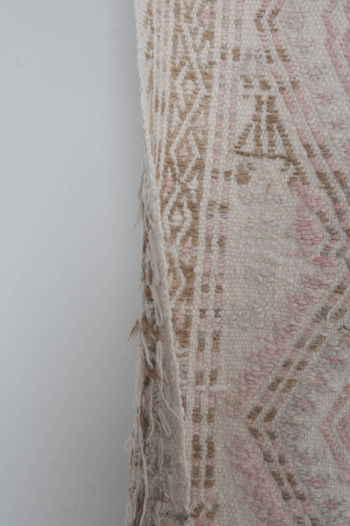 Vintage Kilim 144 x 212 cm