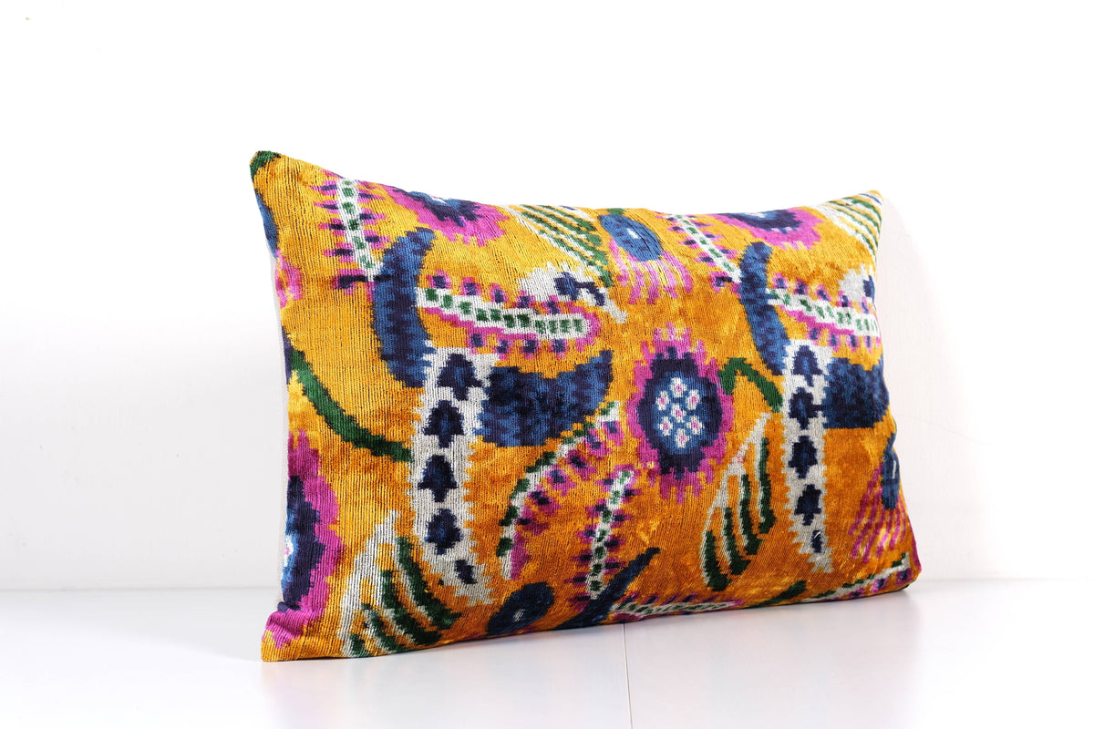 İpek Ikat Kadife Kırlent Kılıfı 40 x 60 cm