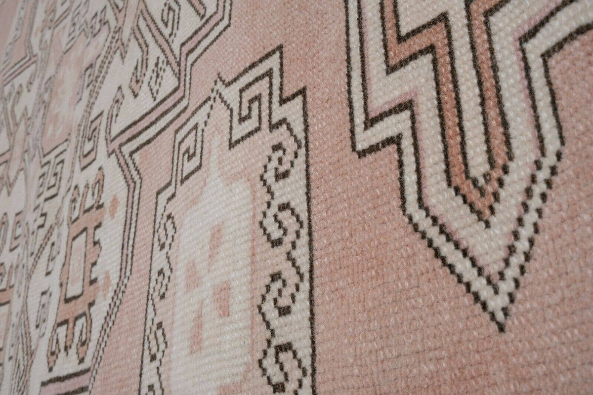 Vintage Kilim 175 x 225 cm