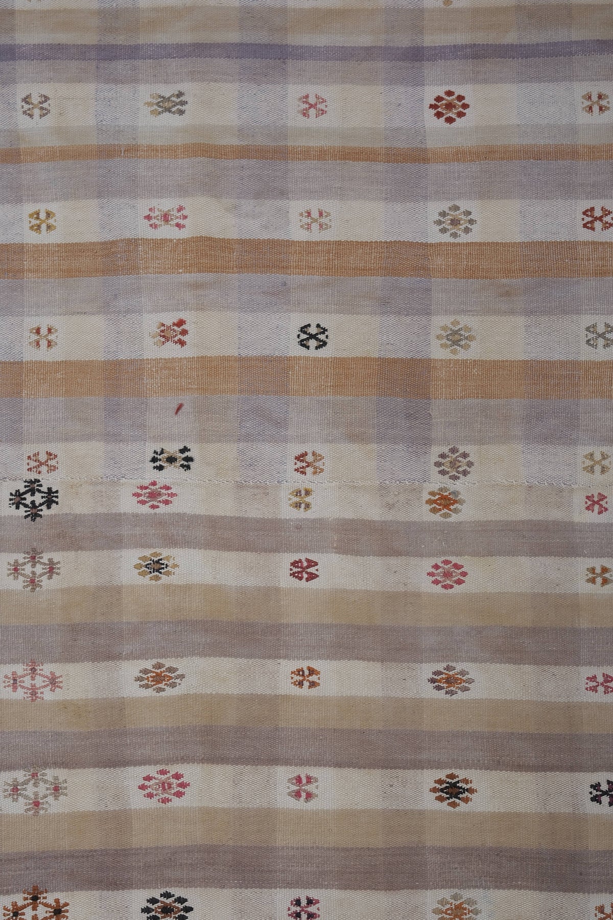 Vintage Kilim 182 x 260 cm